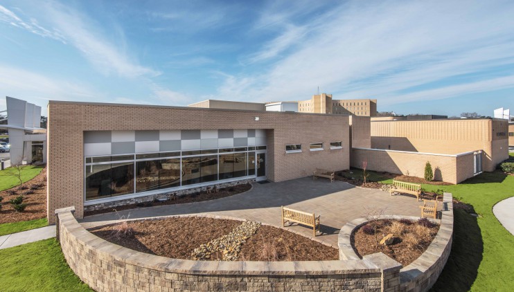 Nash Cancer – Exterior Garden