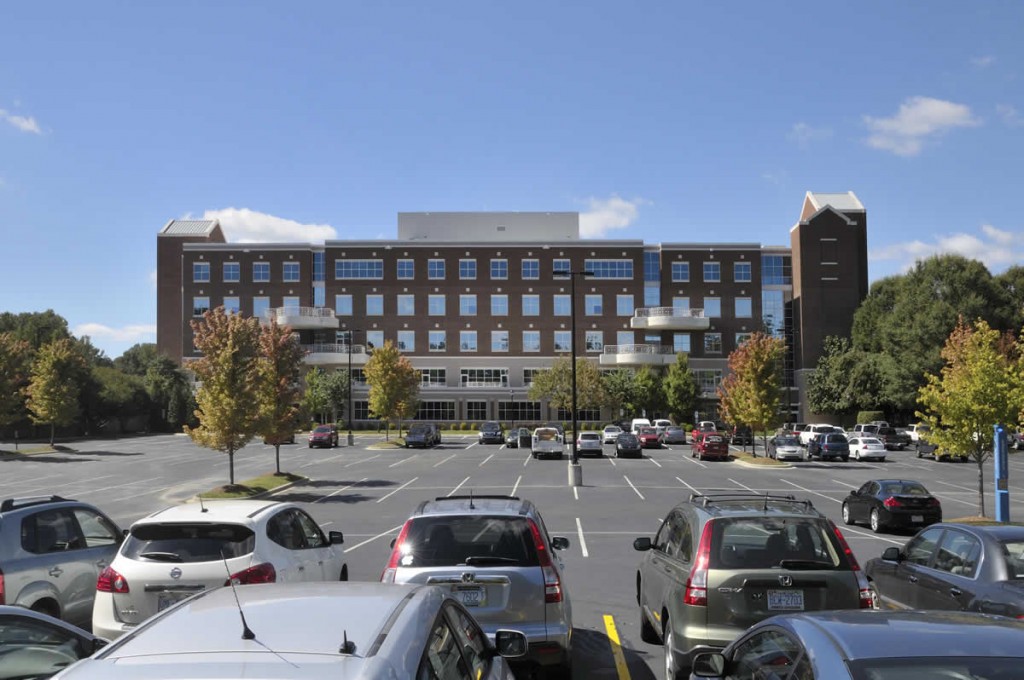 Novant Matthews Medical Center Vertical Expansion Exterior 1