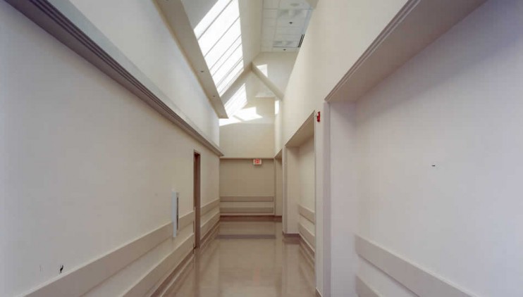 Potomac Ambul Surgery Hall B9831 300dpi